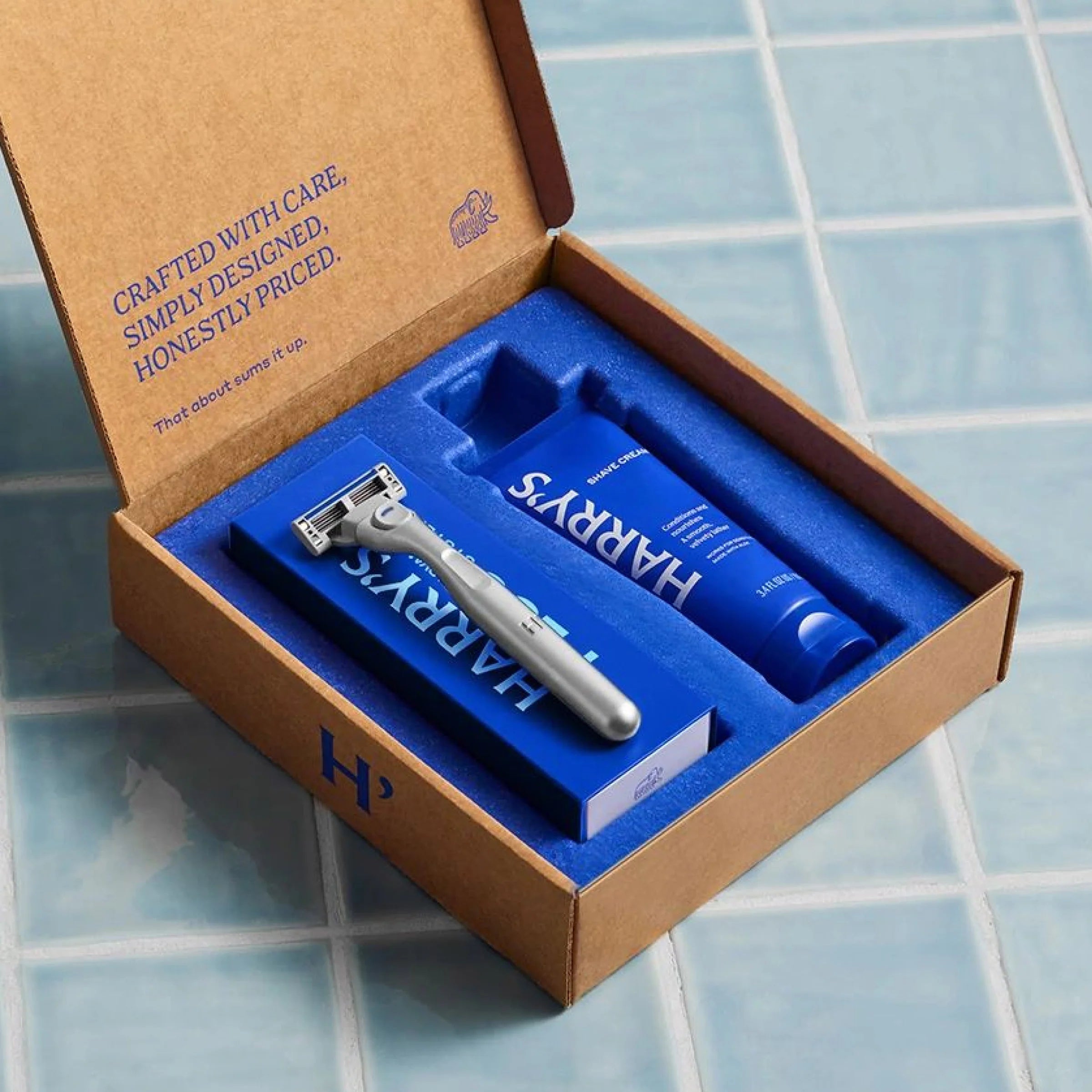Harry's Plus Shave Set - View 4